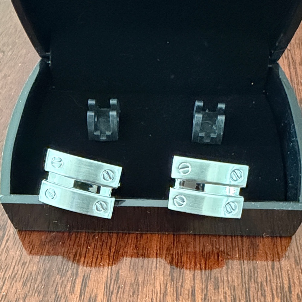 Silver color Cufflinks